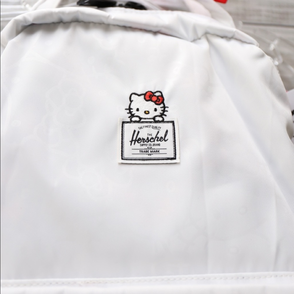 NWT Herschel Supply Co. Backpack - Picture 2 of 6